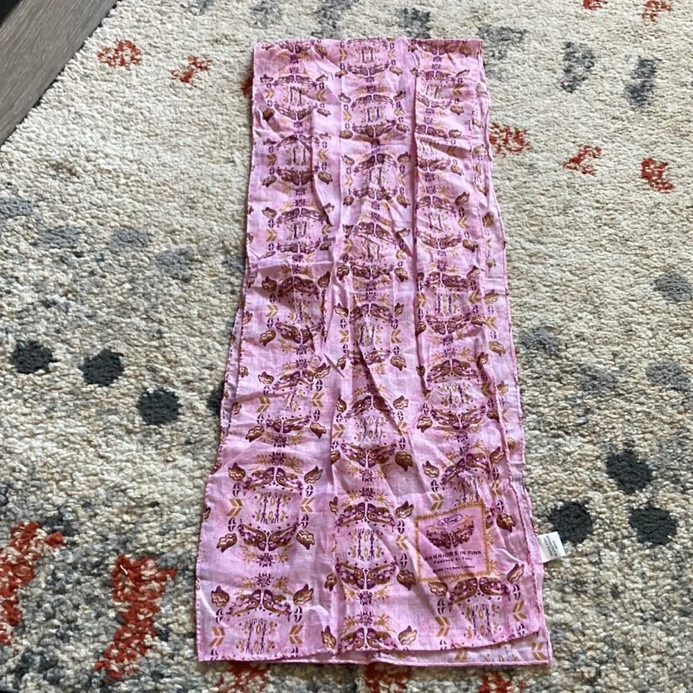 Warriors in Pink Scarf POWERED BY FORD